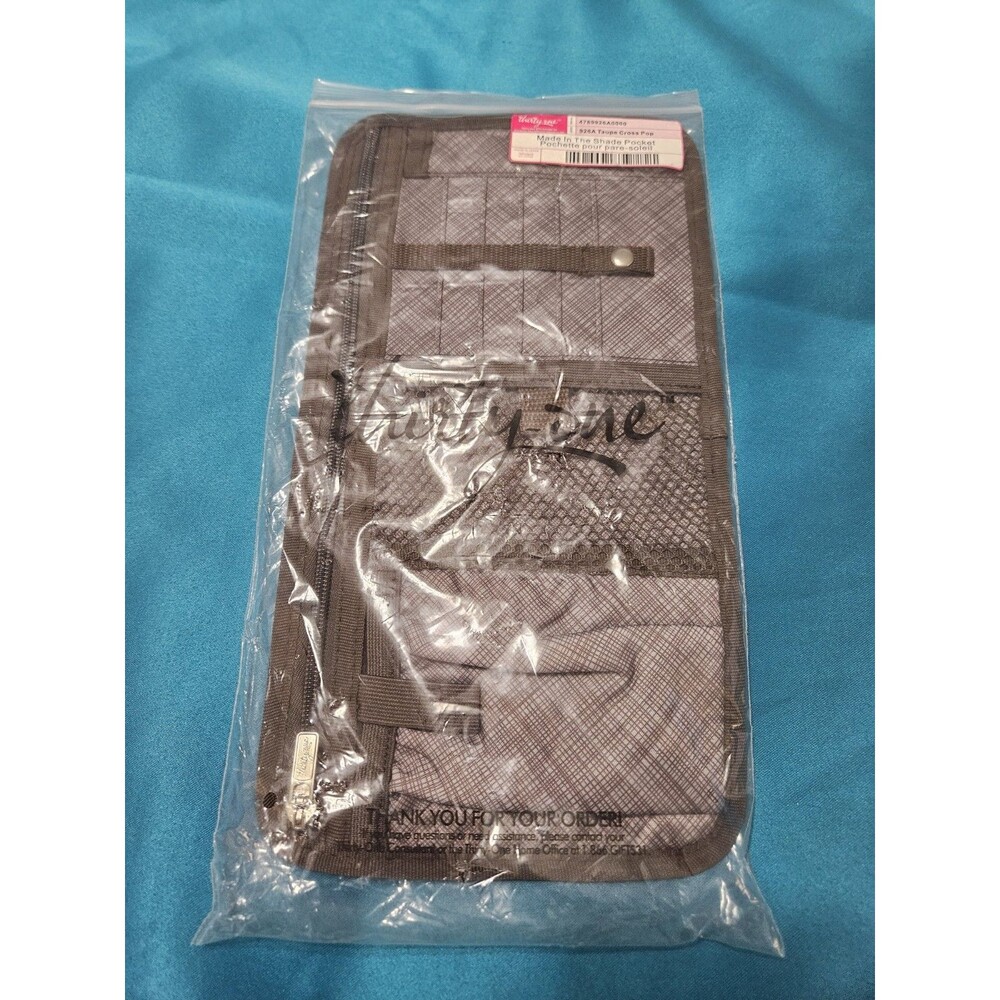 Thirty One Made In The Shade Pocket In Taupe Cross Pop Car Visor Pocket NIP